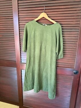 Linenfox Olive Shift Dress in Deep Green